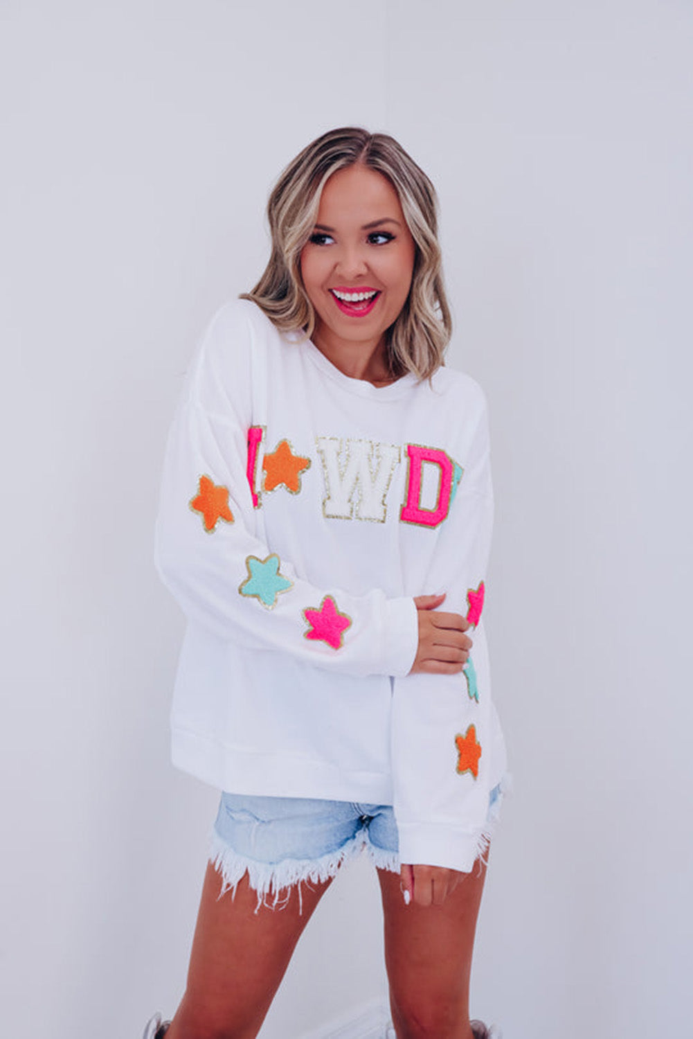 BMC🖤White Glitter Howdy Patch Graphic Sweatshirt